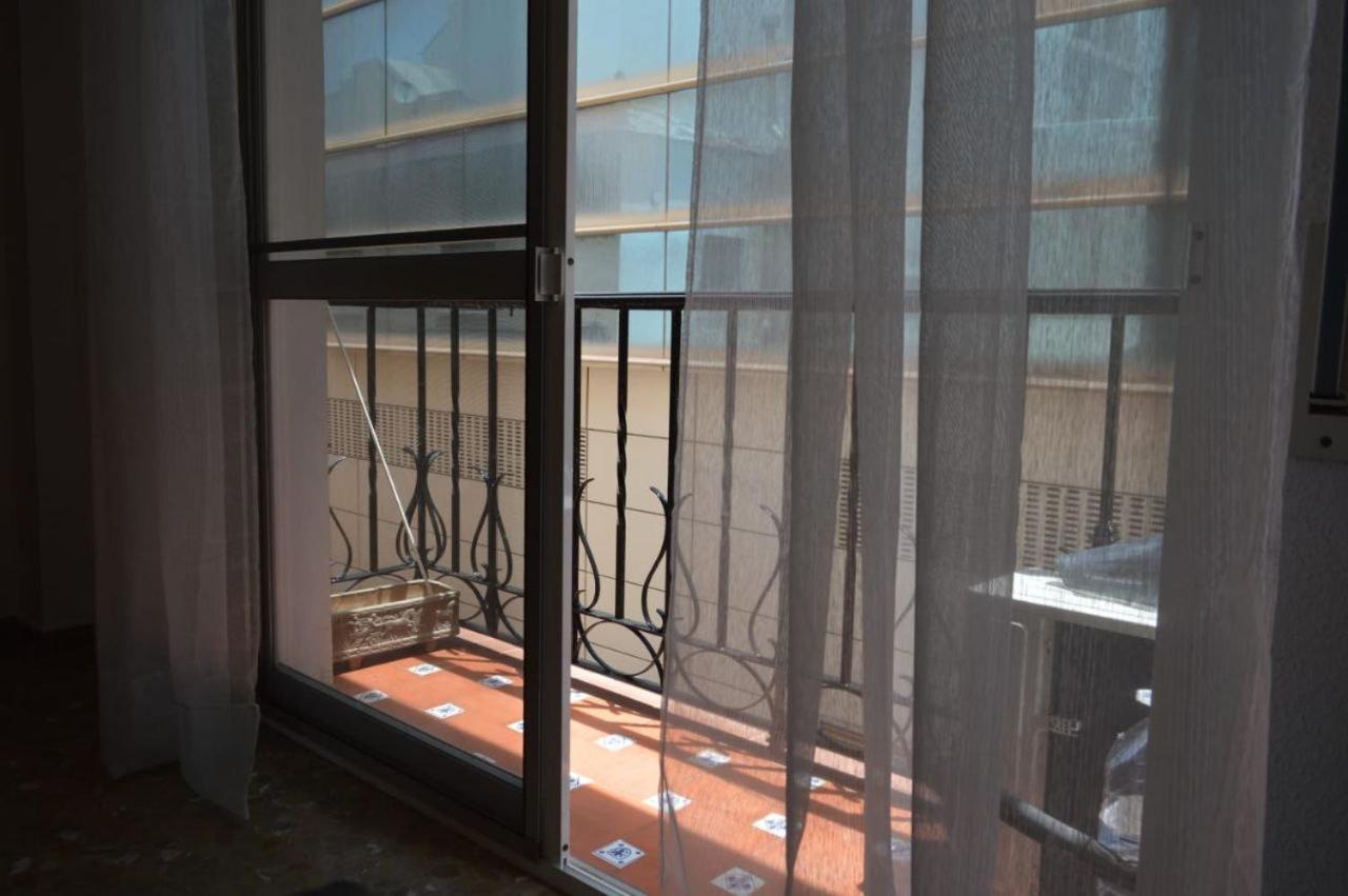 Apartamento completo de 1 dormitorio a 50m de la playa La Cala Del Moral Exterior foto