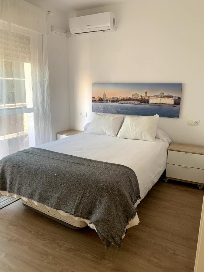 Apartamento completo de 1 dormitorio a 50m de la playa La Cala Del Moral Exterior foto