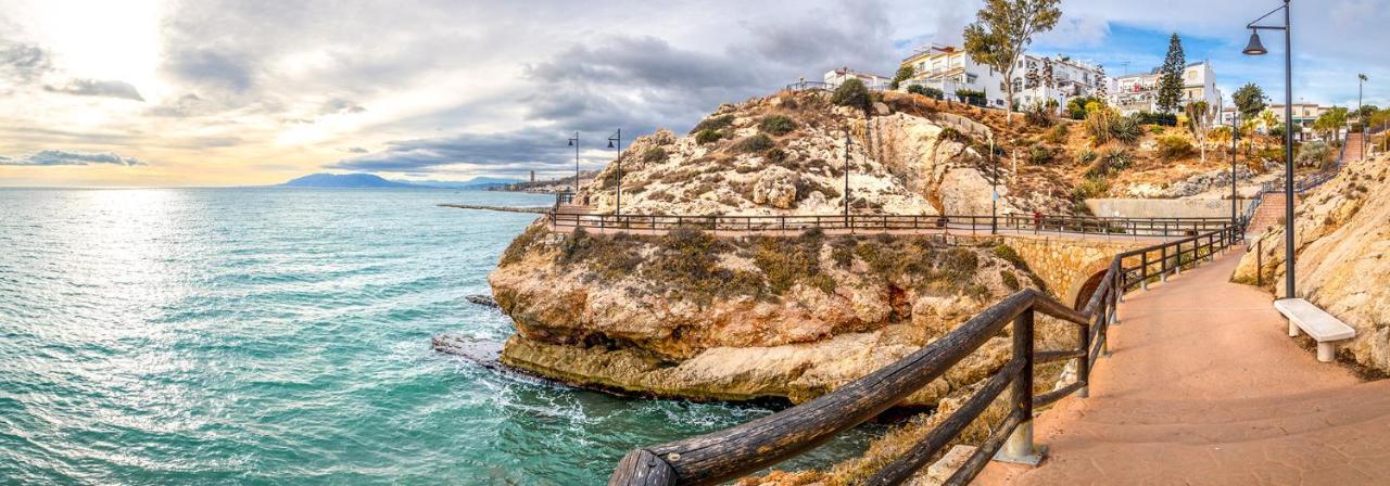 Apartamento completo de 1 dormitorio a 50m de la playa La Cala Del Moral Exterior foto