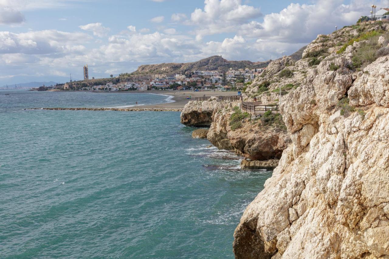 Apartamento completo de 1 dormitorio a 50m de la playa La Cala Del Moral Exterior foto