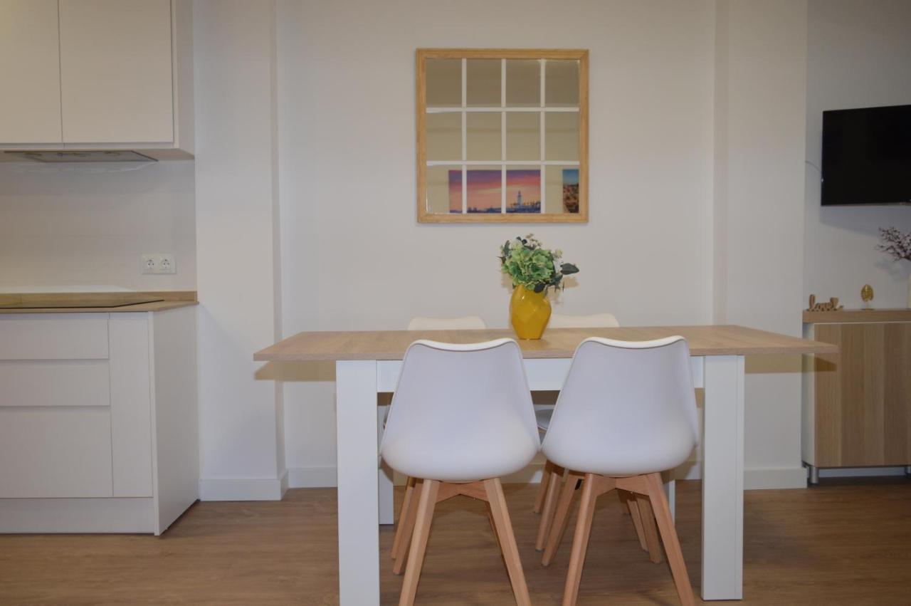 Apartamento completo de 1 dormitorio a 50m de la playa La Cala Del Moral Exterior foto
