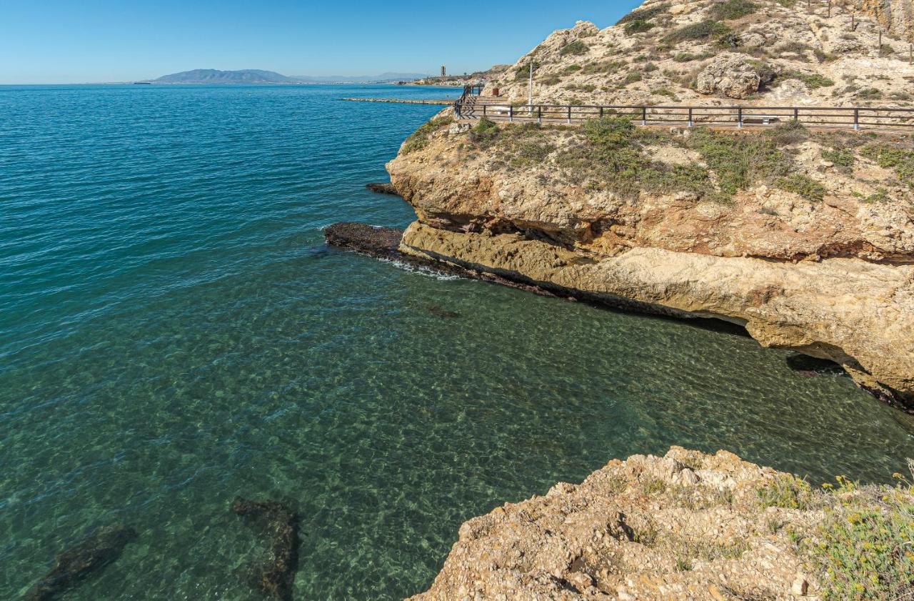 Apartamento completo de 1 dormitorio a 50m de la playa La Cala Del Moral Exterior foto